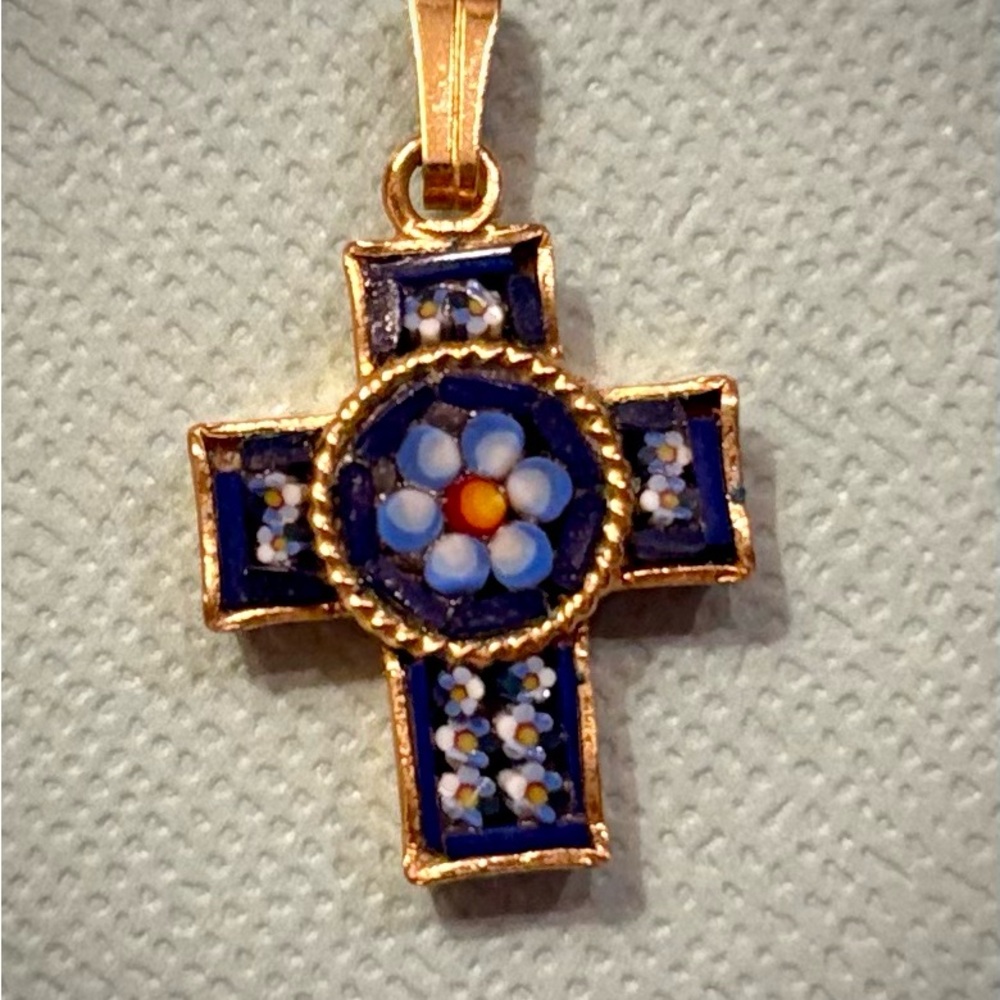 Elegant Italian Gold Cross Pendant Floral, Micro Mosaic w/ “Jubileum A.D. 2000”